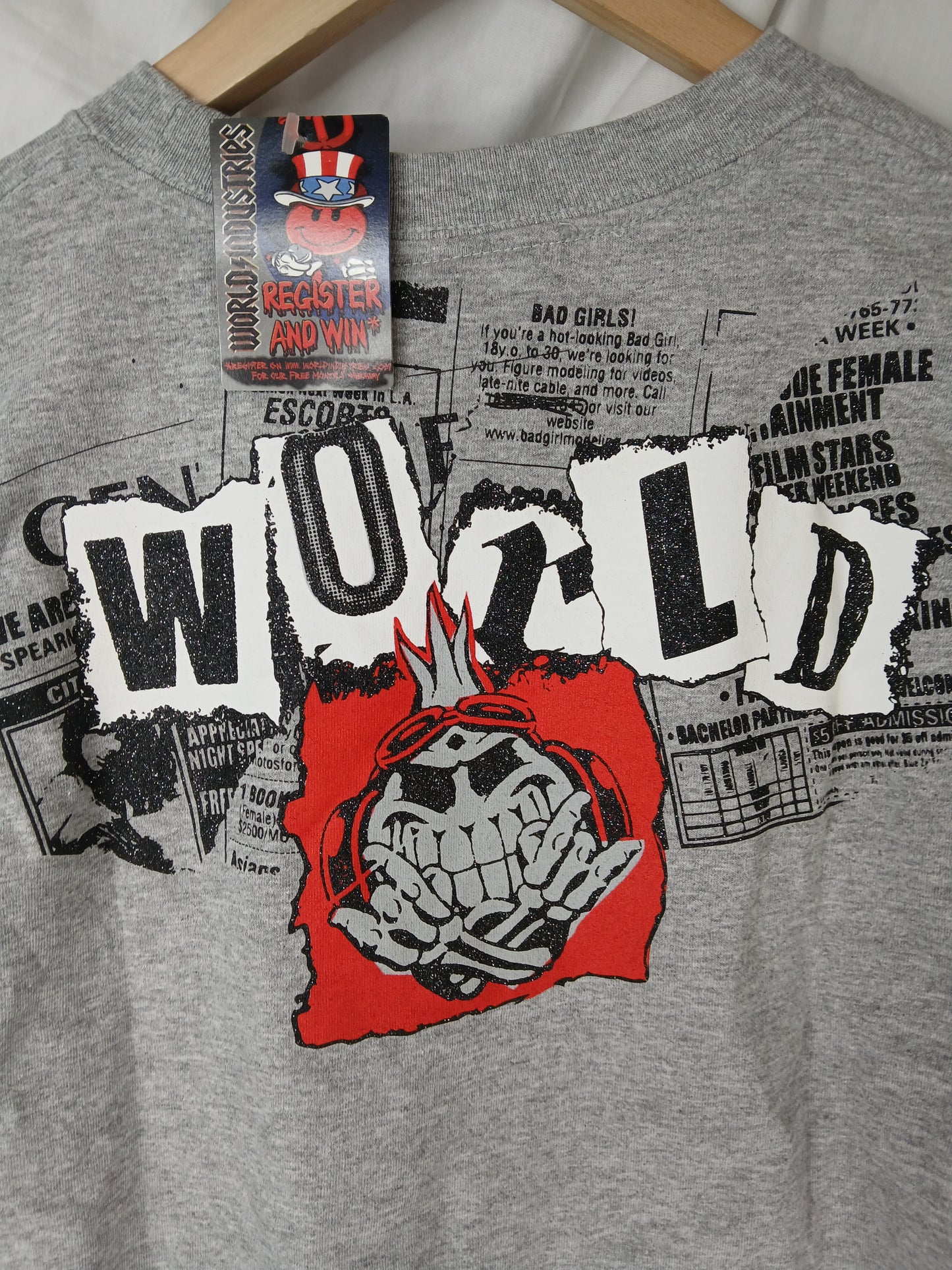 World Industries Ransom Skull Chest Logo Grey Red Black Size L S/s Shirt