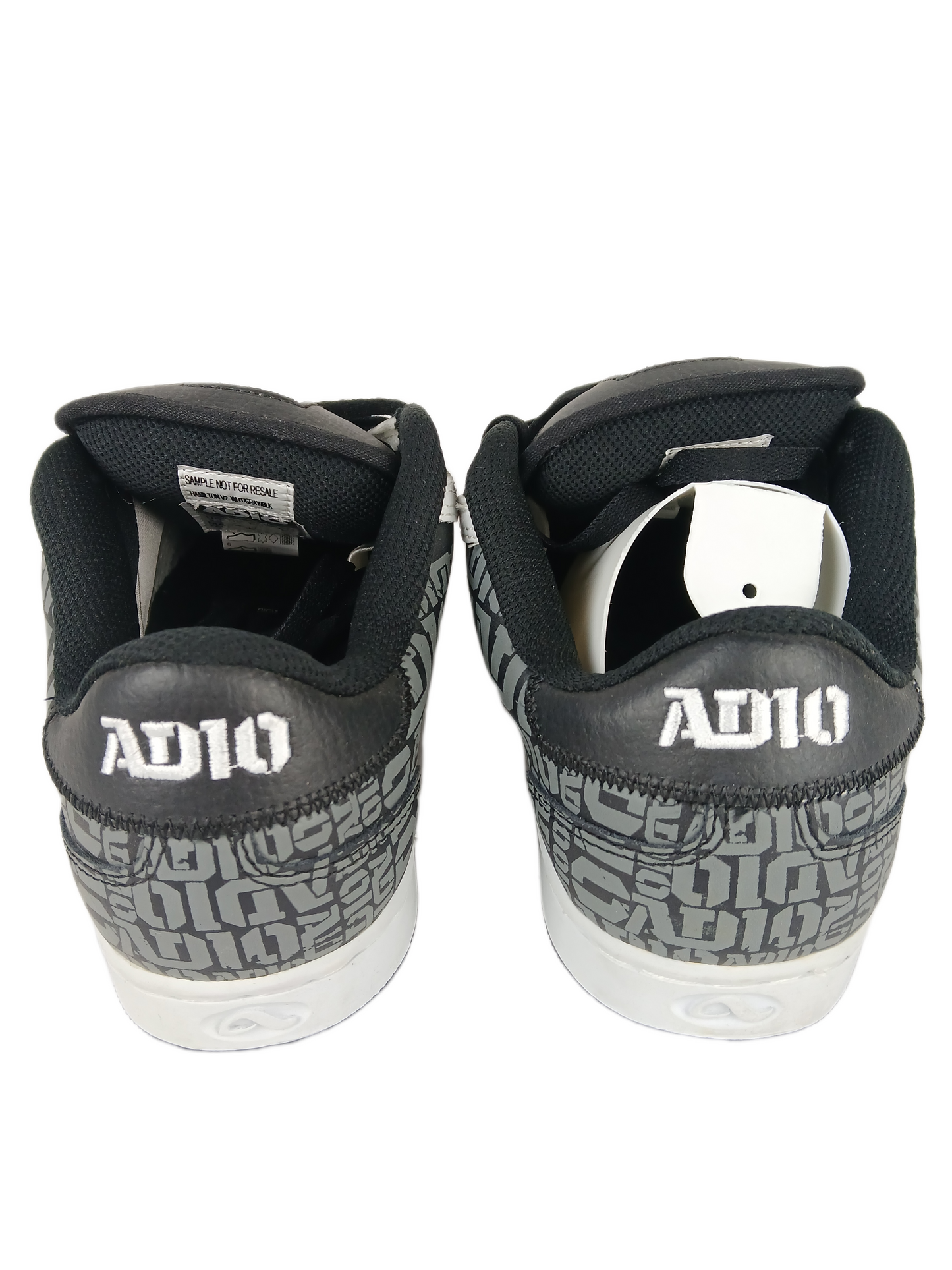 Adio Hamilton V2 White Grey Black US Mens Size 9.5 Vintage Sample Shoes