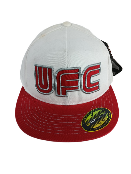 Ultimate Fighting Championship UFC Billboard Ivory Flame Silver Size L - XL 7 1/4 7 5/8 Vintage 210 Fitted Hat