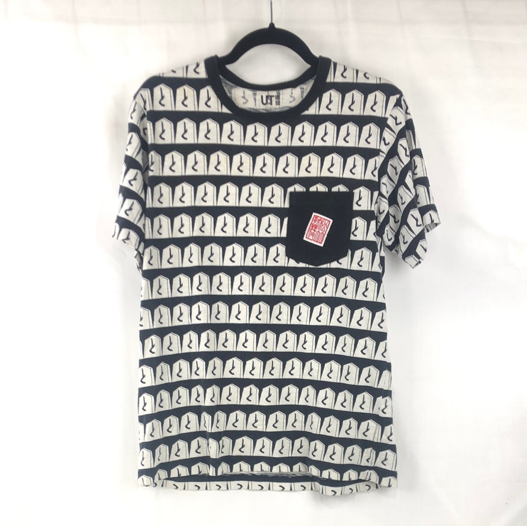 UT All Over Logo Black White Red Size L S/s Shirt