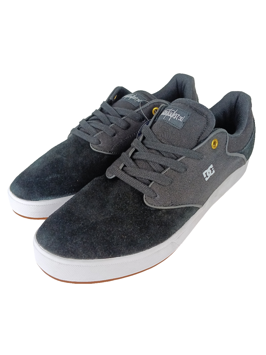 DC Mikey Taylor Black Gum White BW6 US Mens Size 11.0 Shoes