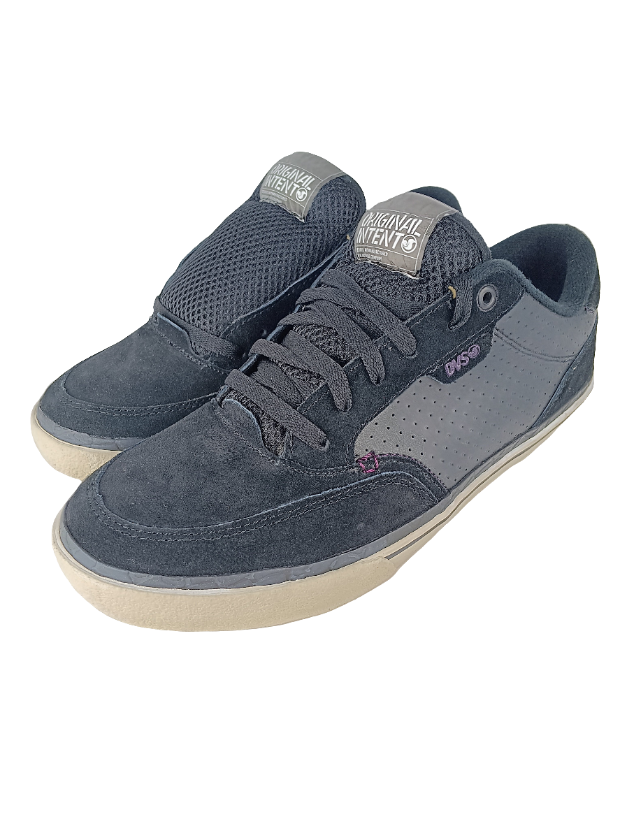 DVS Dayton O.I. Black Purple Suede U.S. Mens Size 9.5 Shoes