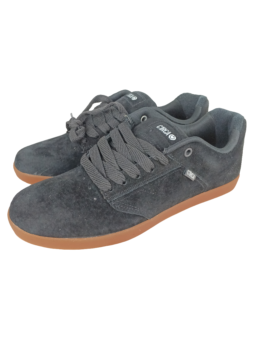 Circa Shuffle Black Gum Mens Size 9.0 Shoes