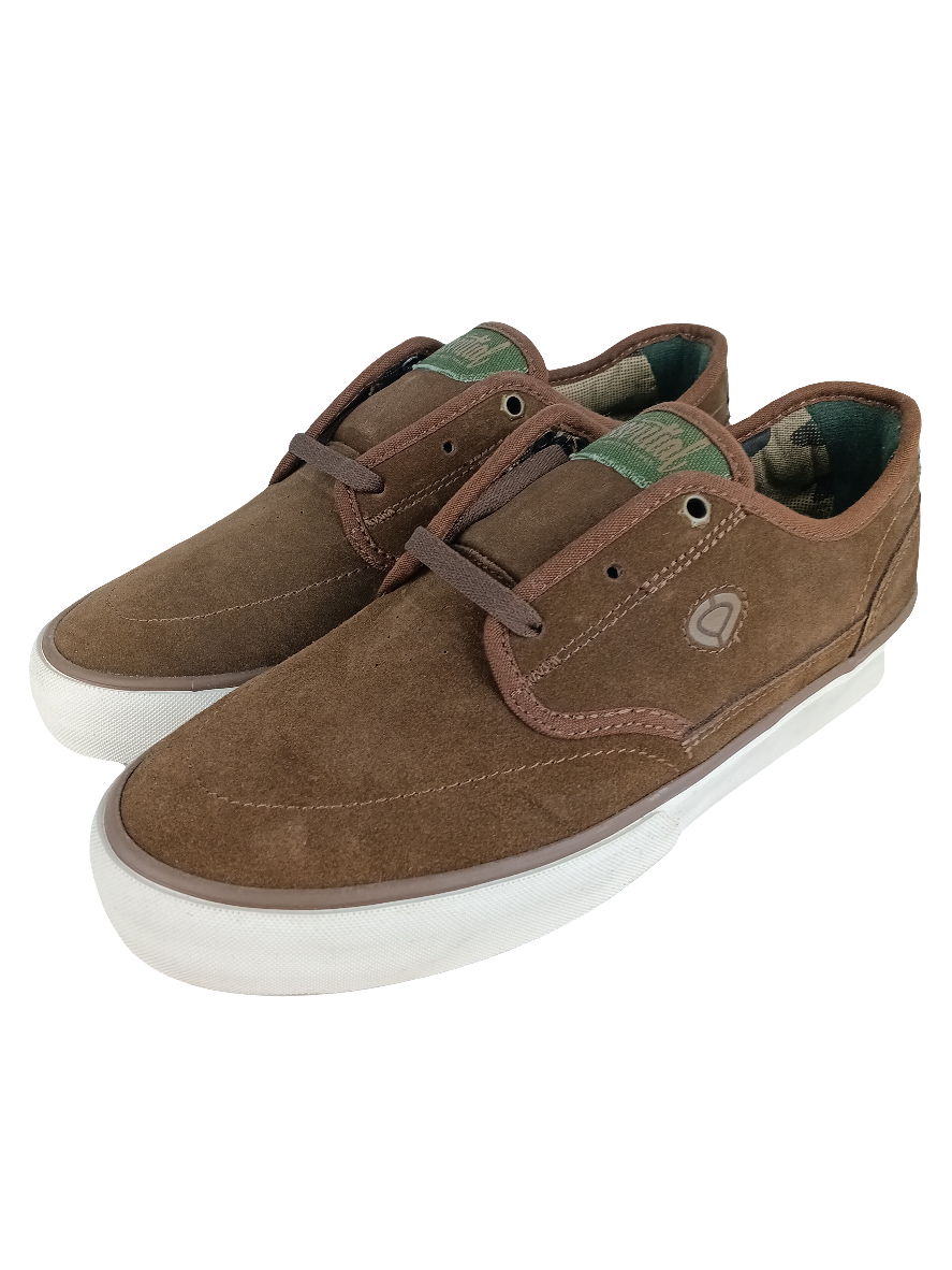 Circa Essential Pinecone Ermine Mens Size 9.5 Shoes