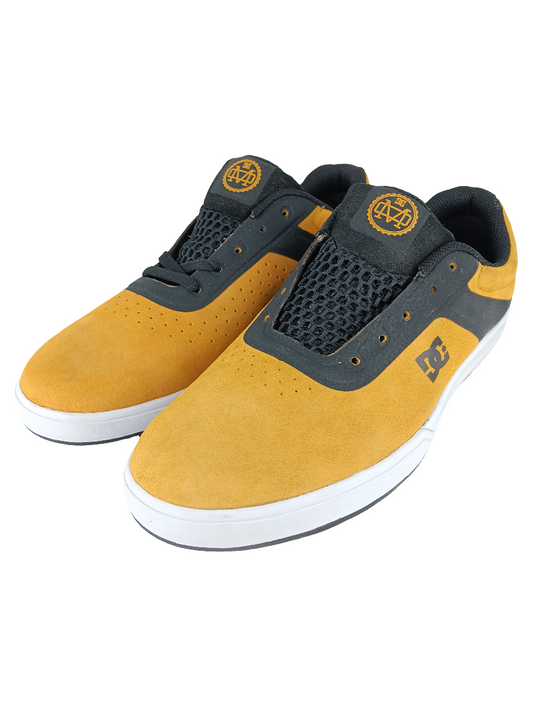 DC Mike Mo S Wheat Black US Mens Size 10.5 Shoes