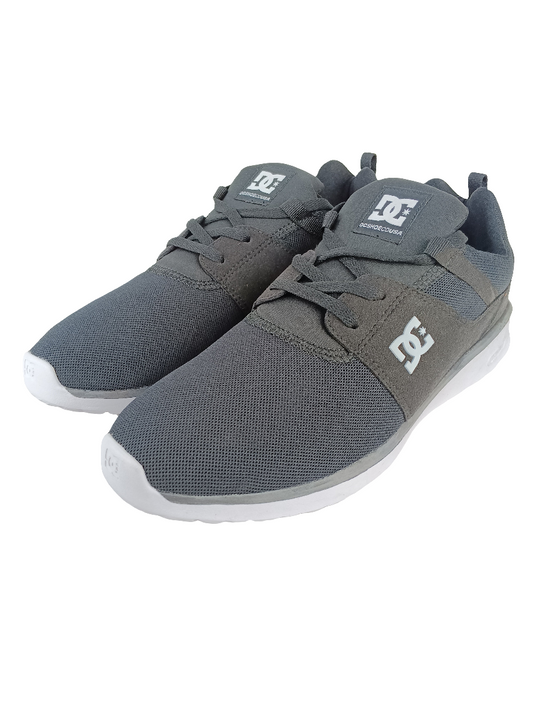 DC Heathrow Black White ADYS700071 Size 8.5 Shoes