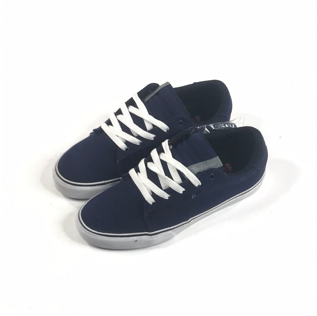 Es Theory Navy/White U.S. Mens Size 8.5 5102000052472 04/2011