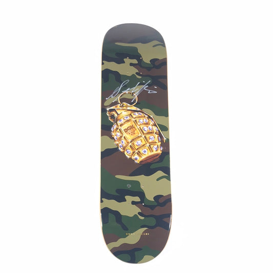 DGK Skateboard - Stevie Williams Gold & Diamonds Grenade - Signed Deck -  8.125