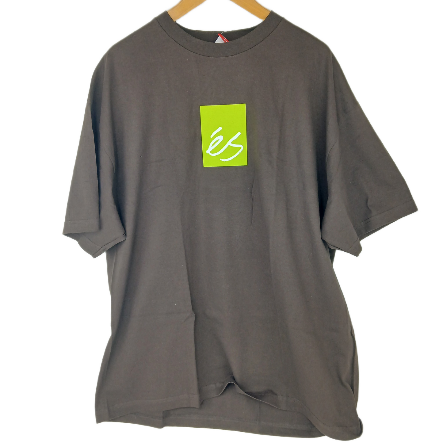 eS Main Block Logo Brown Green White Mens Size XL S/s Vintage Shirt