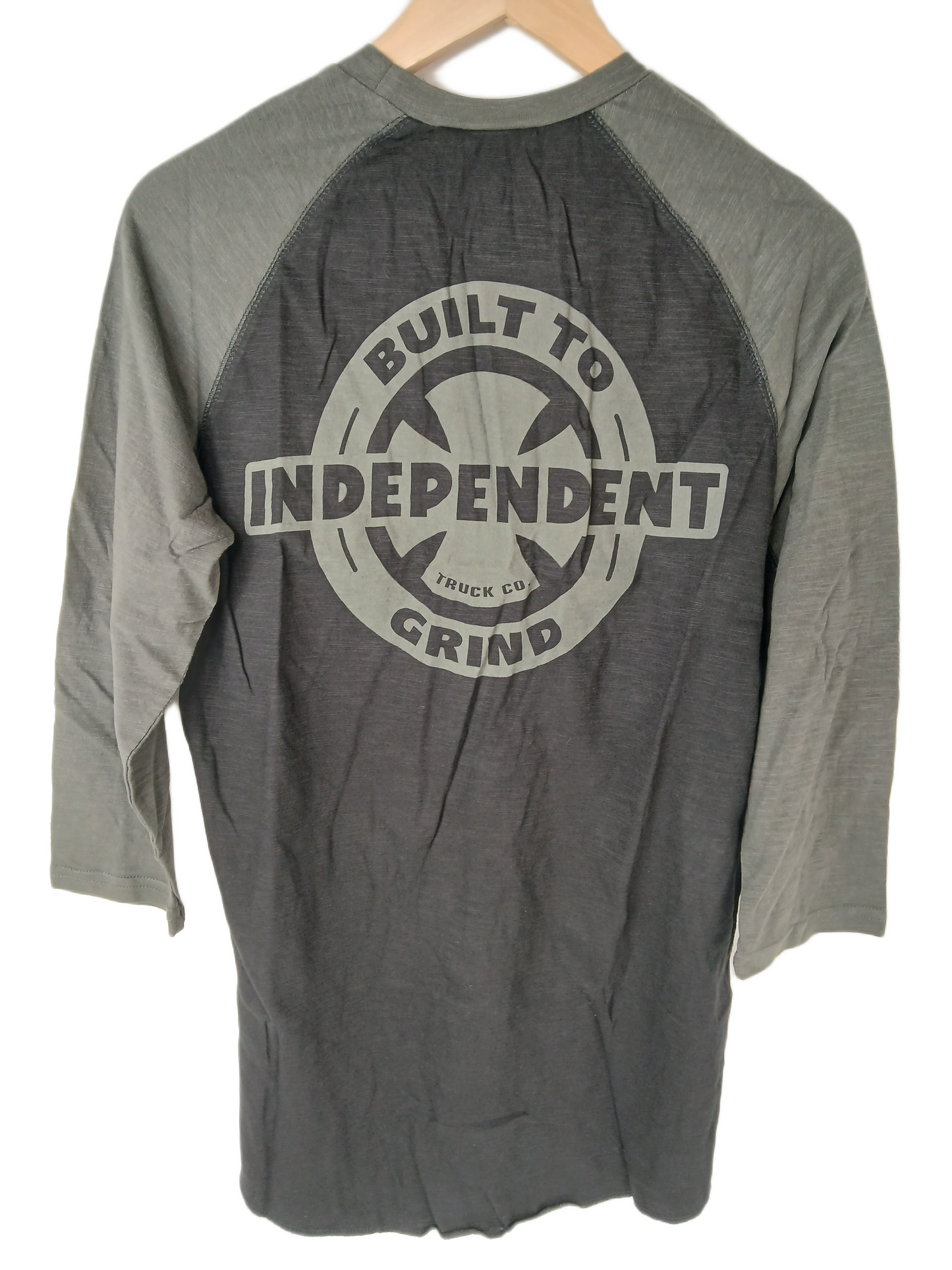 Independent Built To Grind Raglan Black Charcoal Size M 3/4 Sleeve Shirt