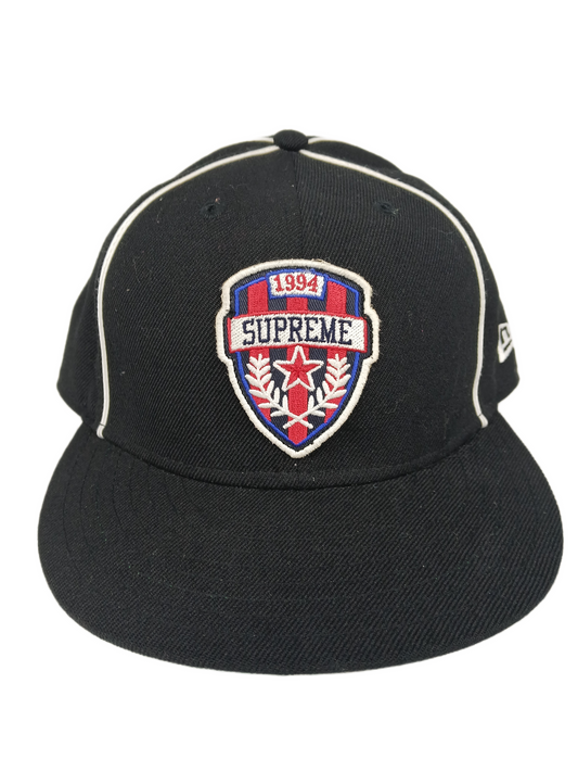 Supreme X New Era 1994 Coat Of Arms Shield Black Red Multi Size 7 1/4 57.7cm Vintage 59FIFTY Fitted Hat