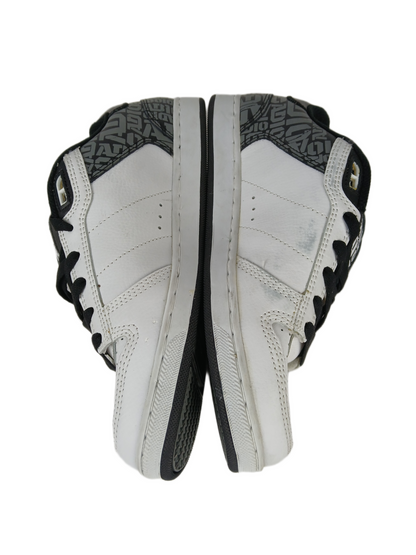 Adio Hamilton V2 White Grey Black US Mens Size 9.5 Vintage Sample Shoes