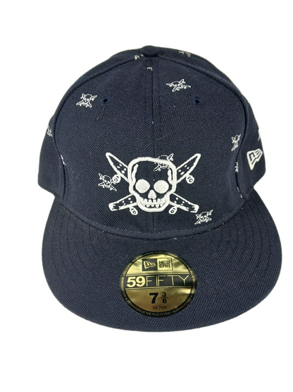 Fourstar X New Era 59Fifty Dark Navy Silver Pirate White All Over Print Size 7 3/8 58.7cm Vintage Fitted Hat