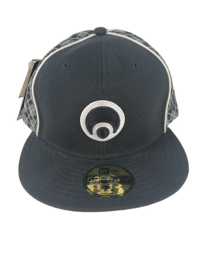 Osiris X New Era 59Fifty Black White Logo Black Grey Checks Back Osiris Print Size 7 1/2 59.6cm Vintage Fitted Hat