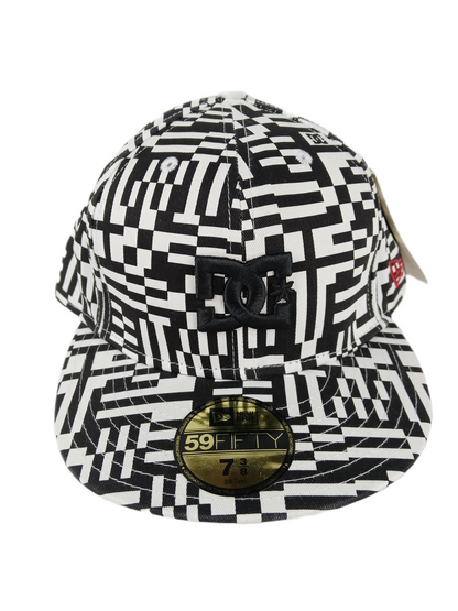 DC X New Era 59Fifty Maze Graphic Black White Size 7 3/8 58.7cm Vintage Fitted Hat