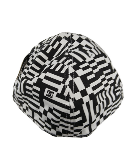 DC X New Era 59Fifty Maze Graphic Black White Size 7 3/8 58.7cm Vintage Fitted Hat