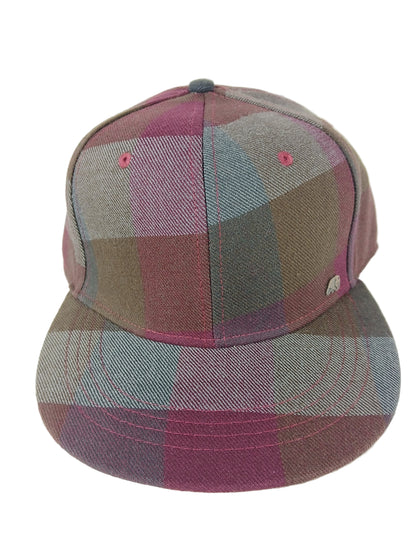 Enjoi Barletta Plaid Burgundy White Burgundy Multi Brim Enjoi Bronze Panda Pin Size S - M Vintage Enjoi Fitted Hat