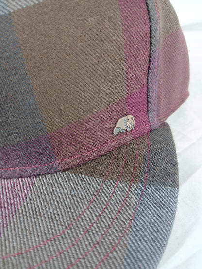 Enjoi Barletta Plaid Burgundy White Burgundy Multi Brim Enjoi Bronze Panda Pin Size S - M Vintage Enjoi Fitted Hat