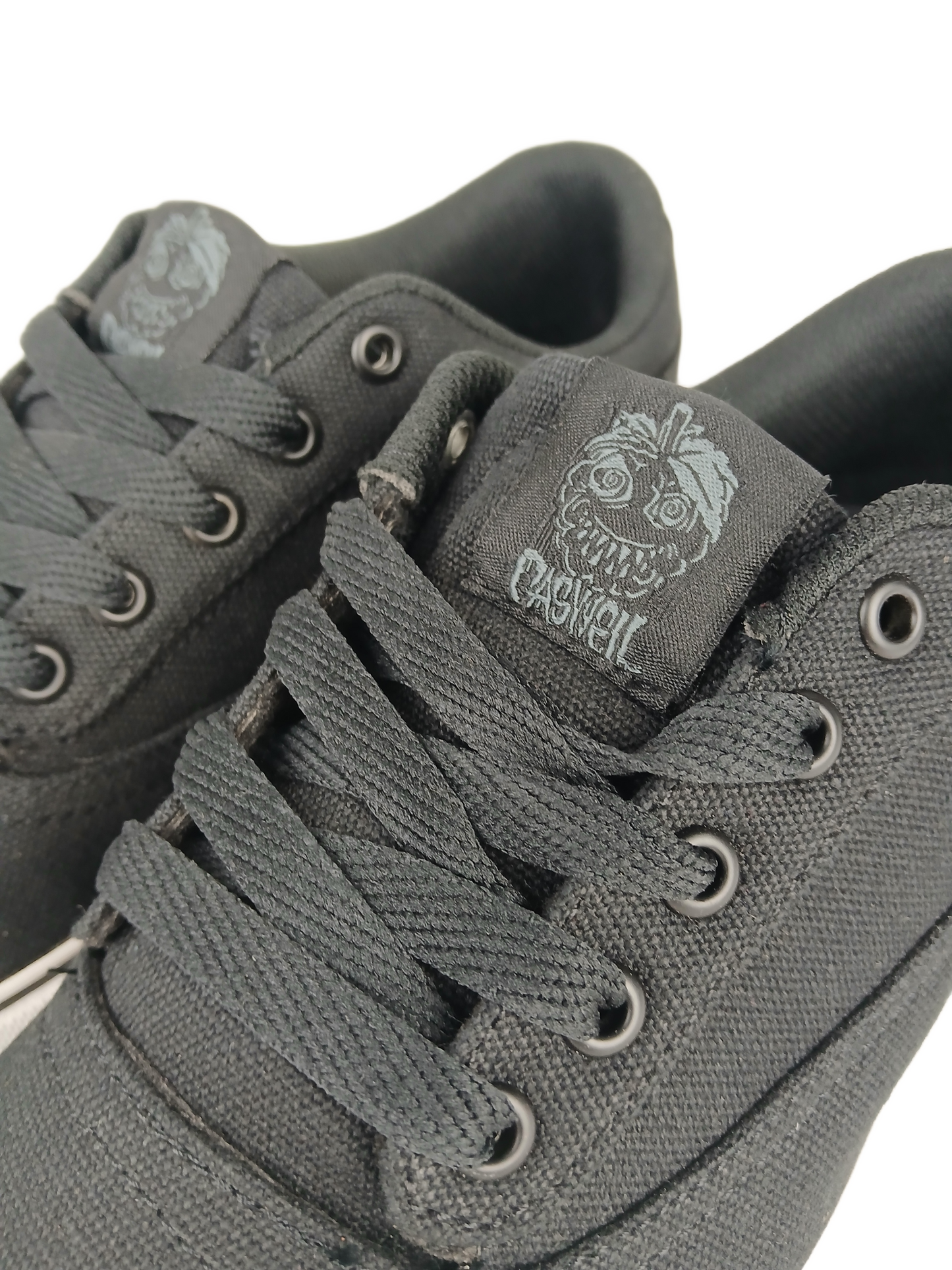 Osiris Caswell Berry Caswell Vulc Black Canvas White Gum US Mens Size 9 Shoes