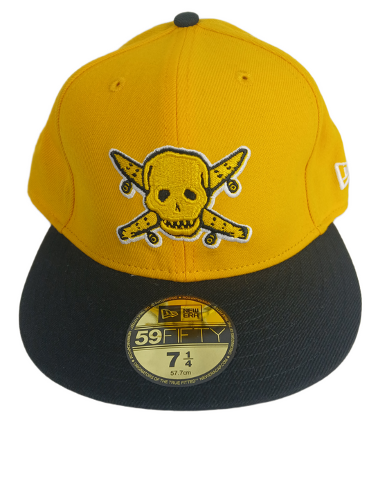 Fourstar X New Era 59Fifty Black Yellow Gold Pirate Silver Size 7 1/4 57.7cm Vintage Fitted Hat