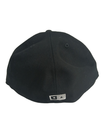 Fourstar X new Era 59Fifty Crailtap Skull & Crossboards Pirate Logo Black Silver Foil Size 7 3/4 61.5cm Vintage Fitted Hat