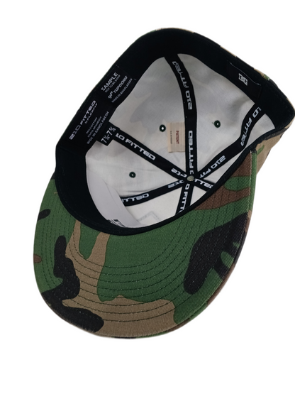 DC Ya Heard Camo Black Size L/XL 7 1/4 - 7 5/8 Vintage 210 Flexfit Fitted Hat