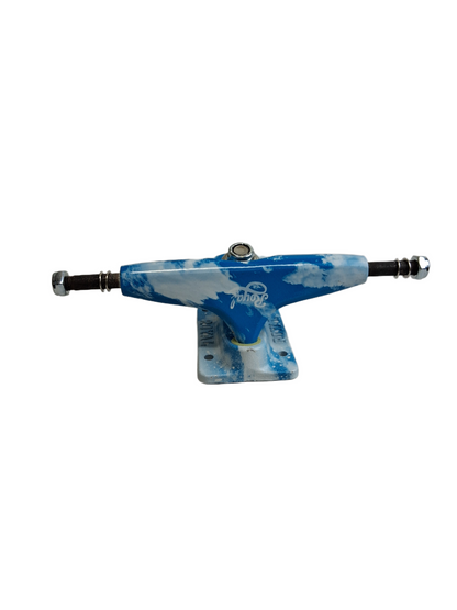 Royal Clouds Blue White 5.0 Standard 7.6" Axle Vintage NOS Trucks