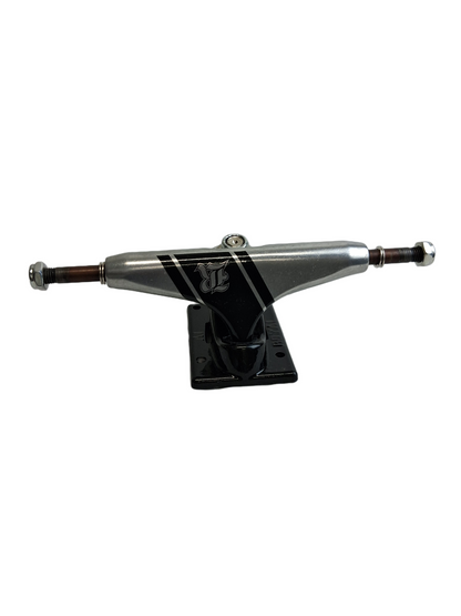 Royal IV Polished Silver Black 5.0 Standard 7.6" Axle Vintage NOS Trucks