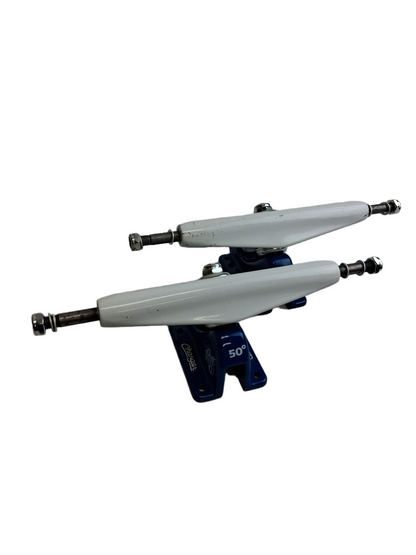 Gullwing Original Neil Carver Charger White Dipped Blue 10" 50º Reverse Kingpin Vintage NOS Longboard Trucks