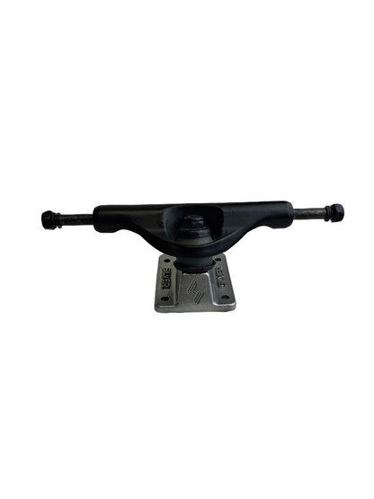 Silver M Class Team Blackout Graffiti Handstyle Hollow Kingpin Black White Silver Size 8.0" Vintage NOS Trucks