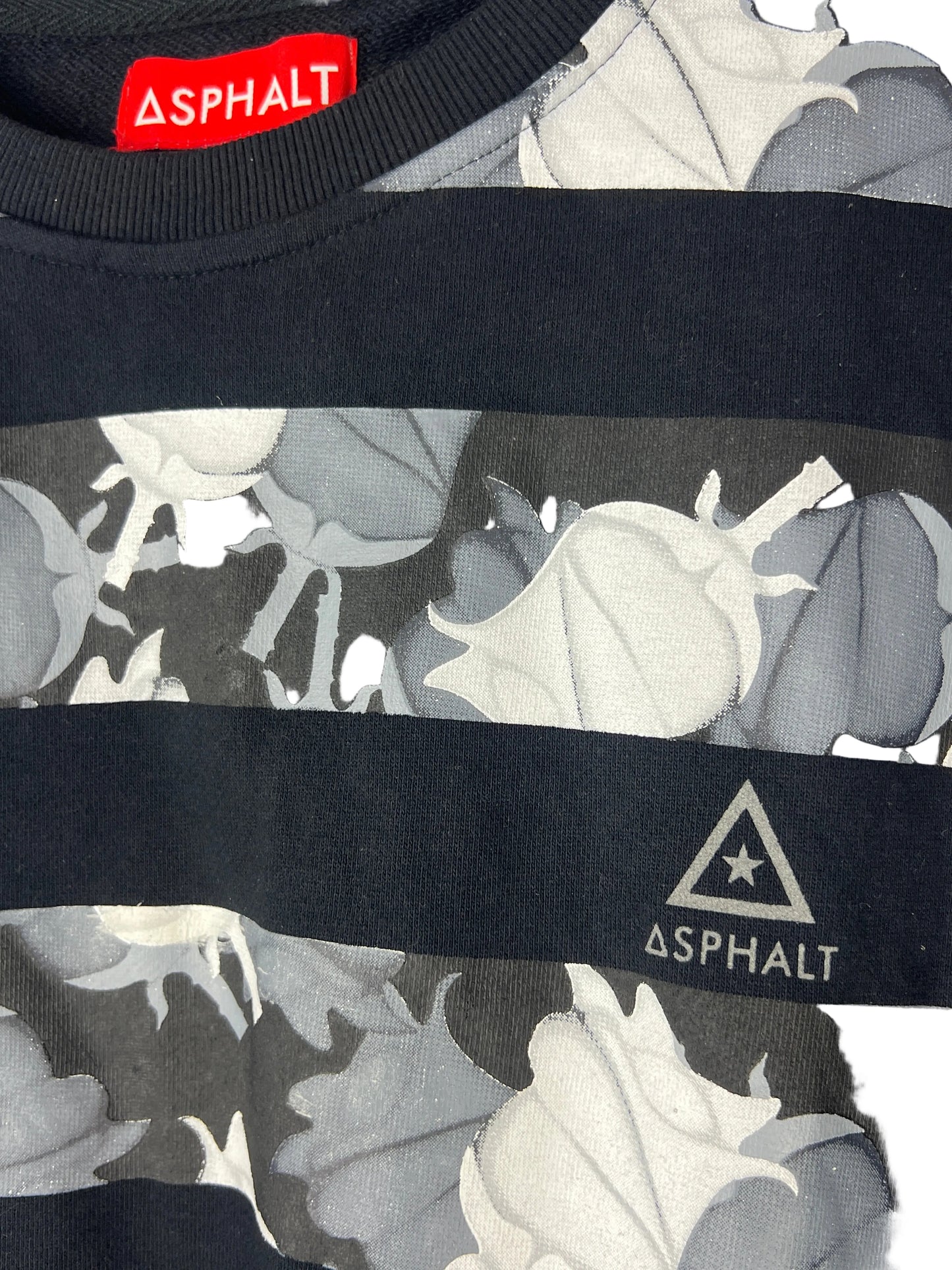 Asphalt Yacht Club AYC Nyjah Huston Hearts Flag Stars Black Grey Striped Size XL L/s Vintage Crewneck Sweater