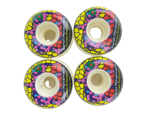 Satori Movement Gunes Özdogan Stained Glass White Black Multi Size 52.5MM 101A Duro Vintage NOS Wheels