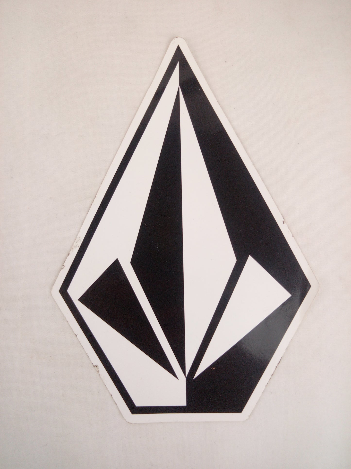 Volcom Stone Diamond White Black 7.25" x 5" Vintage NOS Sticker