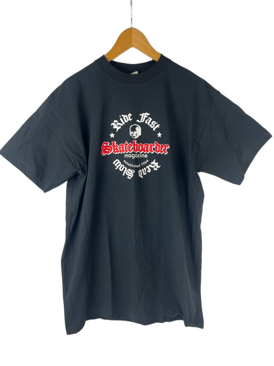 Skateboarder Ride Fast Read Slow Established 1964 Black White Red Size L S/s Vintage Shirt