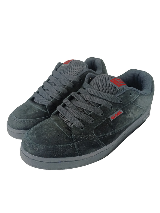 Globe Halo Red Black  Size 9 Shoes