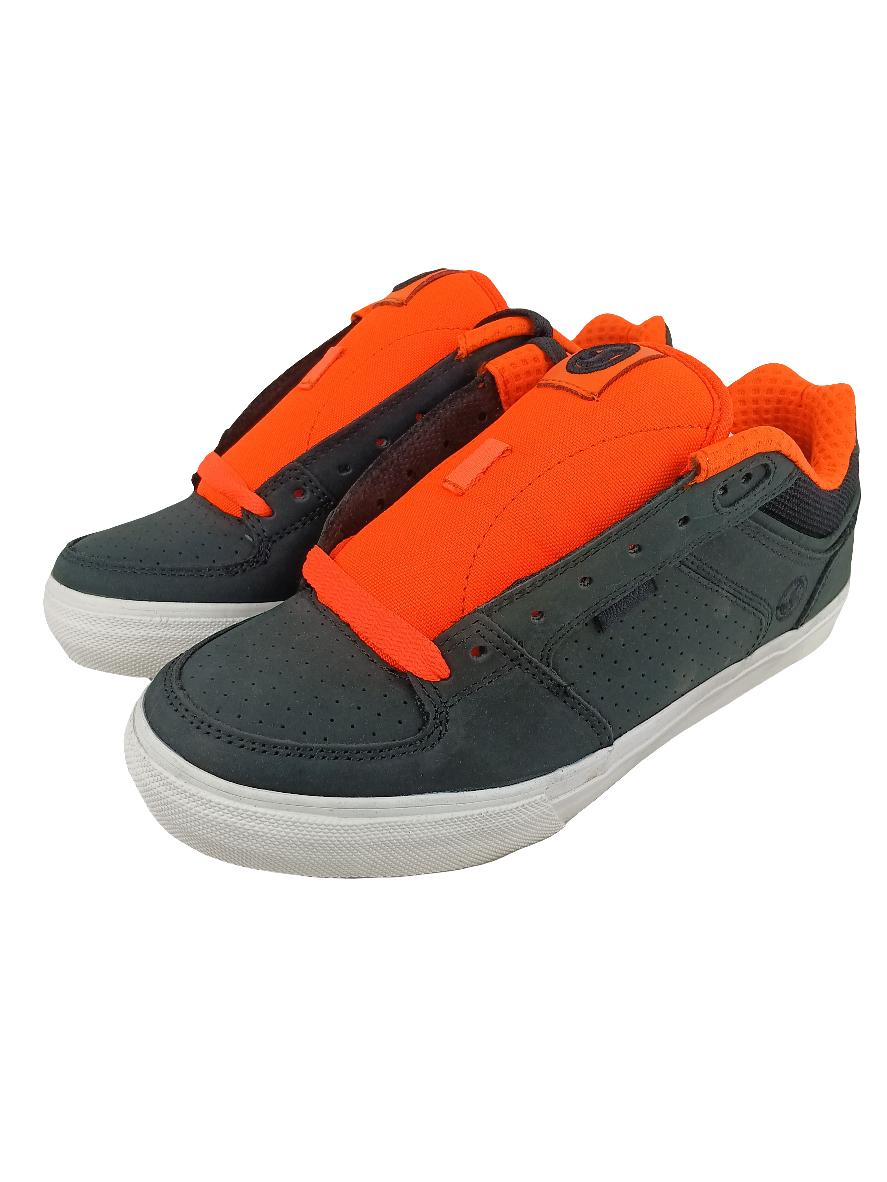 DVS Daewon CT Neon Daewon Song Black Orange Neon Oiled Leather Size 7.5 Shoes