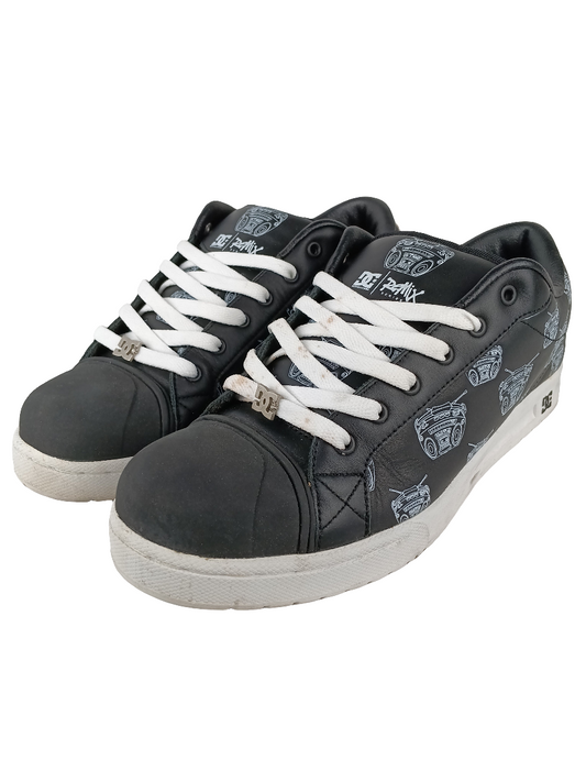 DC Trainer Remix X Travis Barker Black White Size 11 Shoes Pre Owned