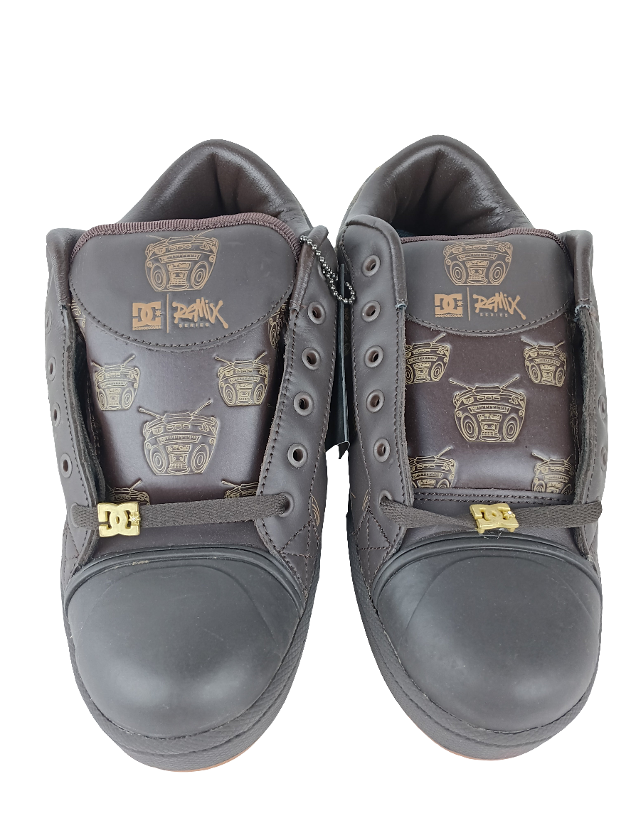 DC Trainer Remix X Travis Barker Dark Chocolate Otter Size 9.5 Shoes