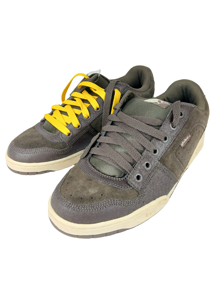 Globe Mojo Earth Desert US Mens Size 10.5 Shoes And Limited Edition Paul Manchau Shoe Brochure Poster