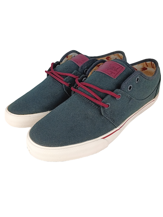 Globe Mahalo Black Hemp Size 10 Shoes