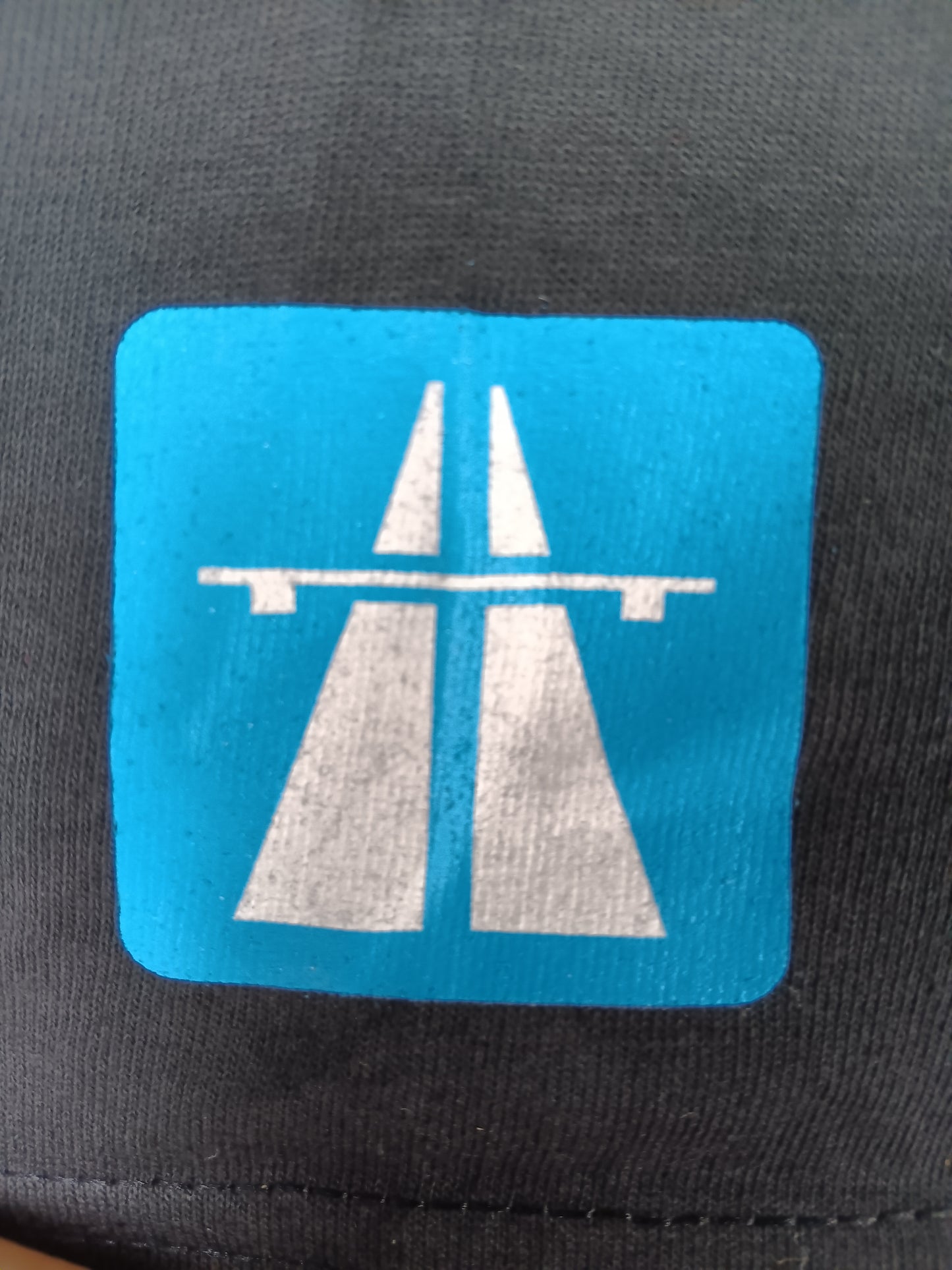 Autobahn Black White Autobahn Text Size XL S/s Shirt